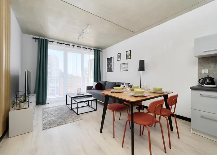 Apartmán Fresh & Stylish In With Parking & Balcony By Renters Poznaň