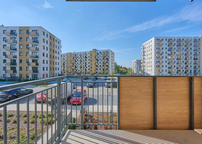 Fresh & Stylish In With Parking & Balcony By Renters Apartmán