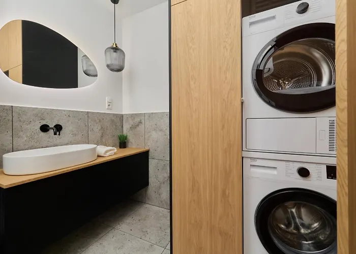 Fresh & Stylish In With Parking & Balcony By Renters Apartmán *