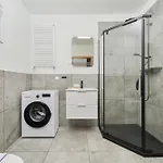 Fresh & Stylish In With Parking & Balcony By Renters Poznan