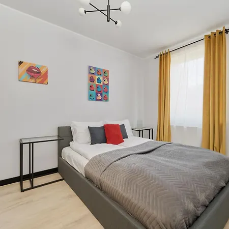 Lejlighed Fresh & Stylish In With Parking & Balcony By Renters *