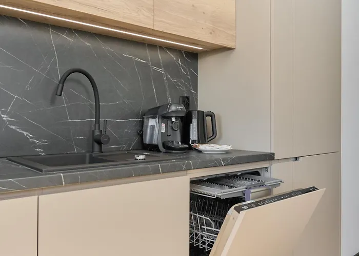 Διαμέρισμα Fresh & Stylish In With Parking & Balcony By Renters